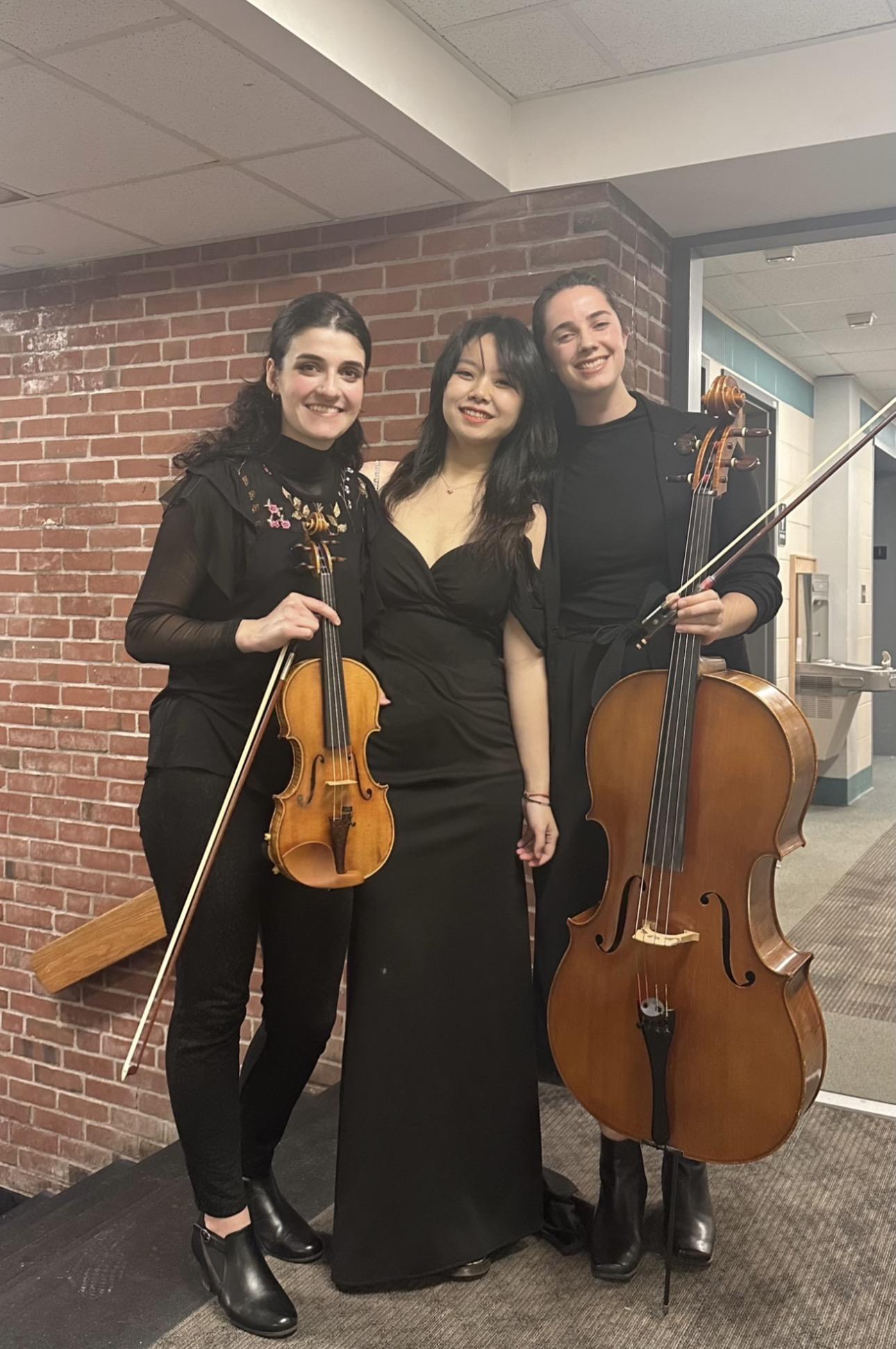 Yueheng Lin with her chamber music colleagues